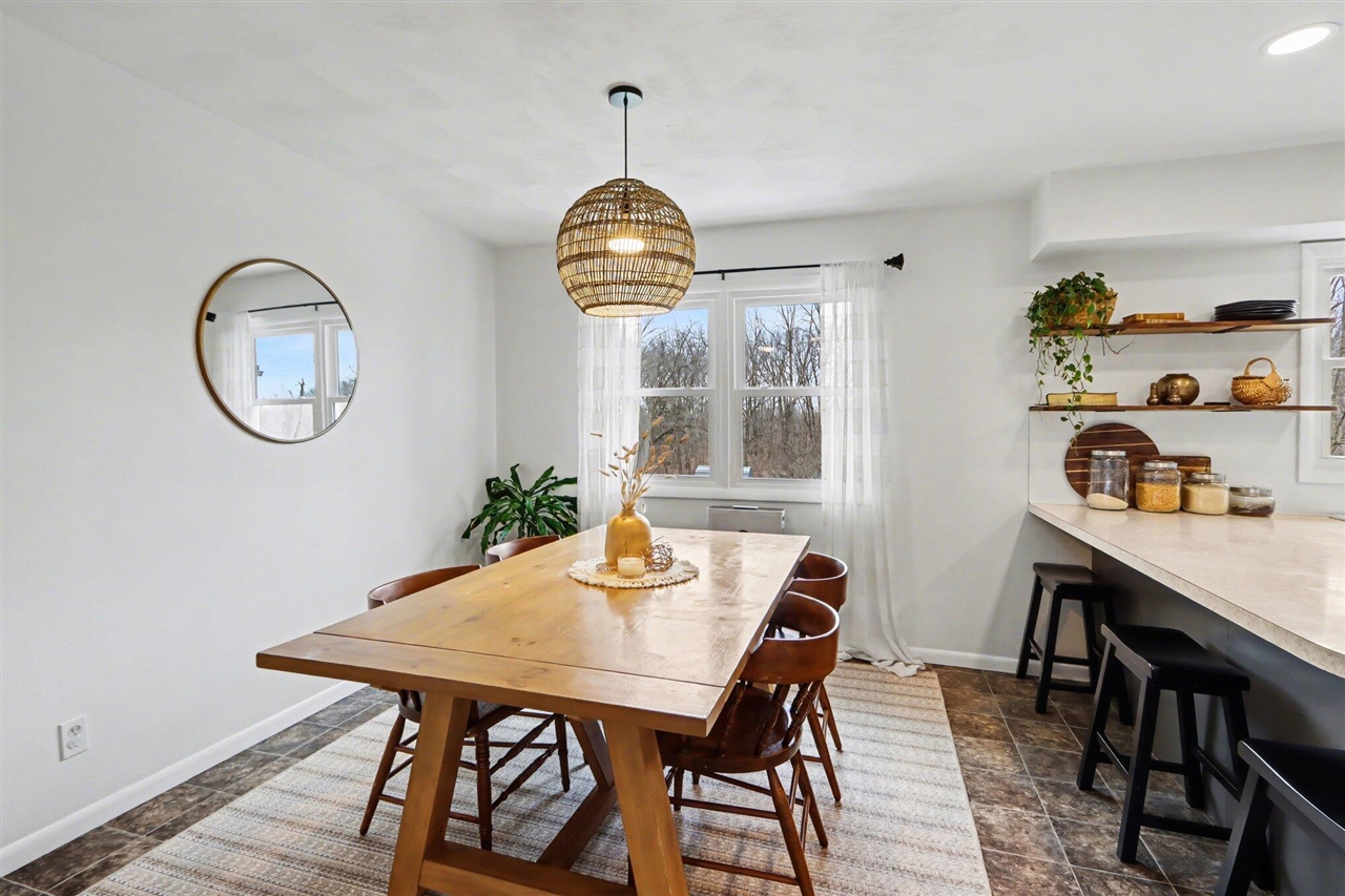 22381 N Angling Road, Centreville, MI, 49032-9749