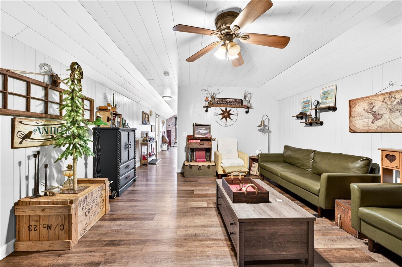 3457 138th Avenue, Hamilton, MI, 49419-9556