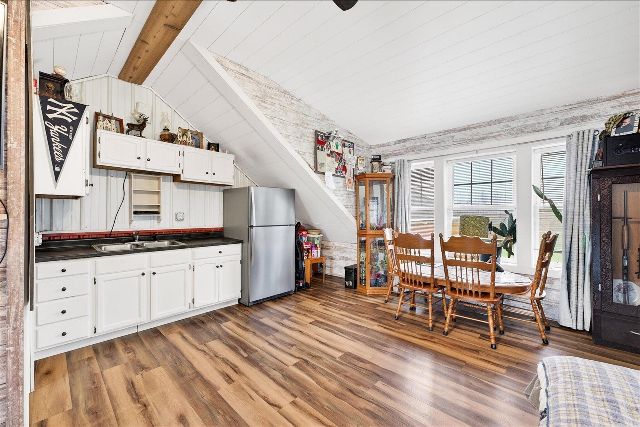 3457 138th Avenue, Hamilton, MI, 49419-9556