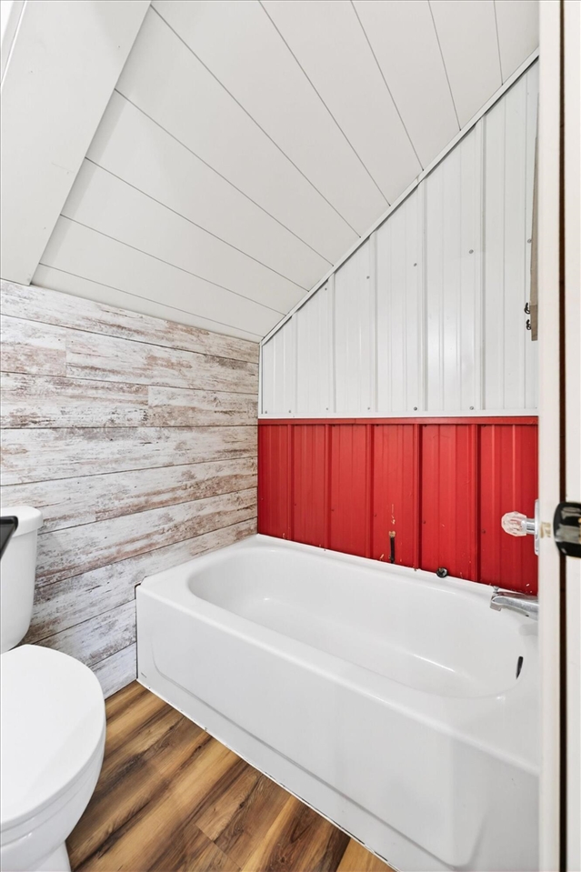 3457 138th Avenue, Hamilton, MI, 49419-9556