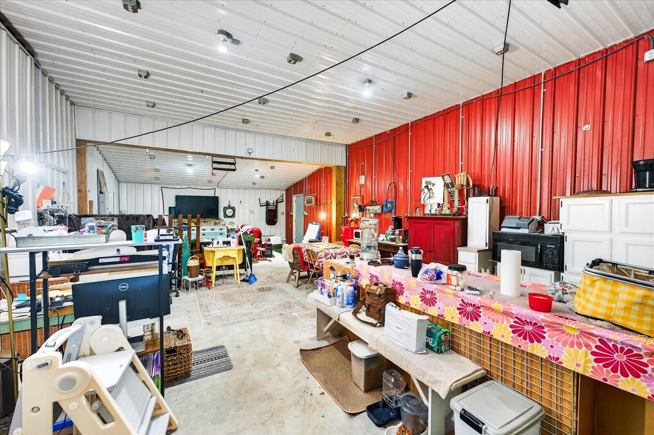 3457 138th Avenue, Hamilton, MI, 49419-9556