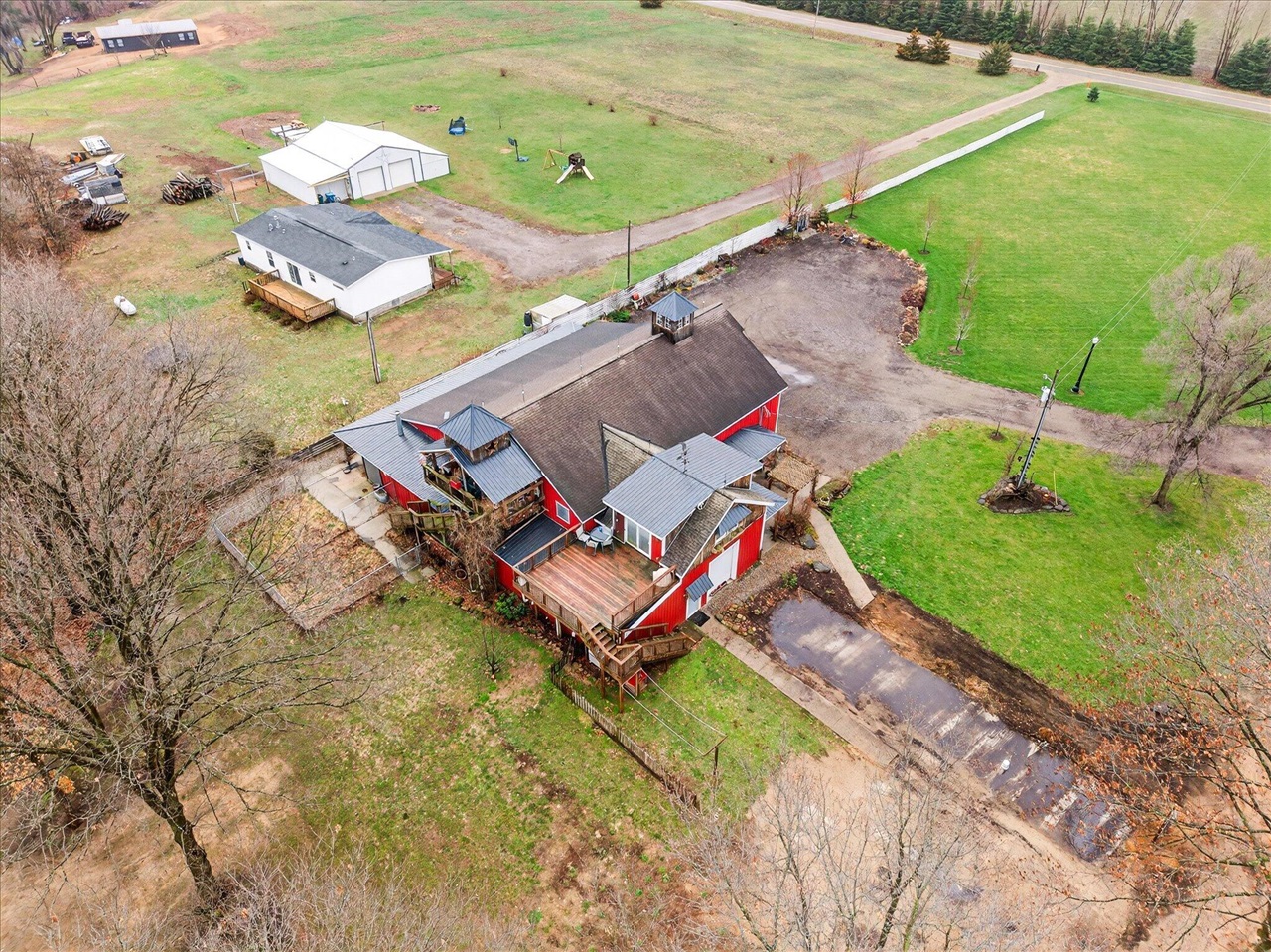 3457 138th Avenue, Hamilton, MI, 49419-9556