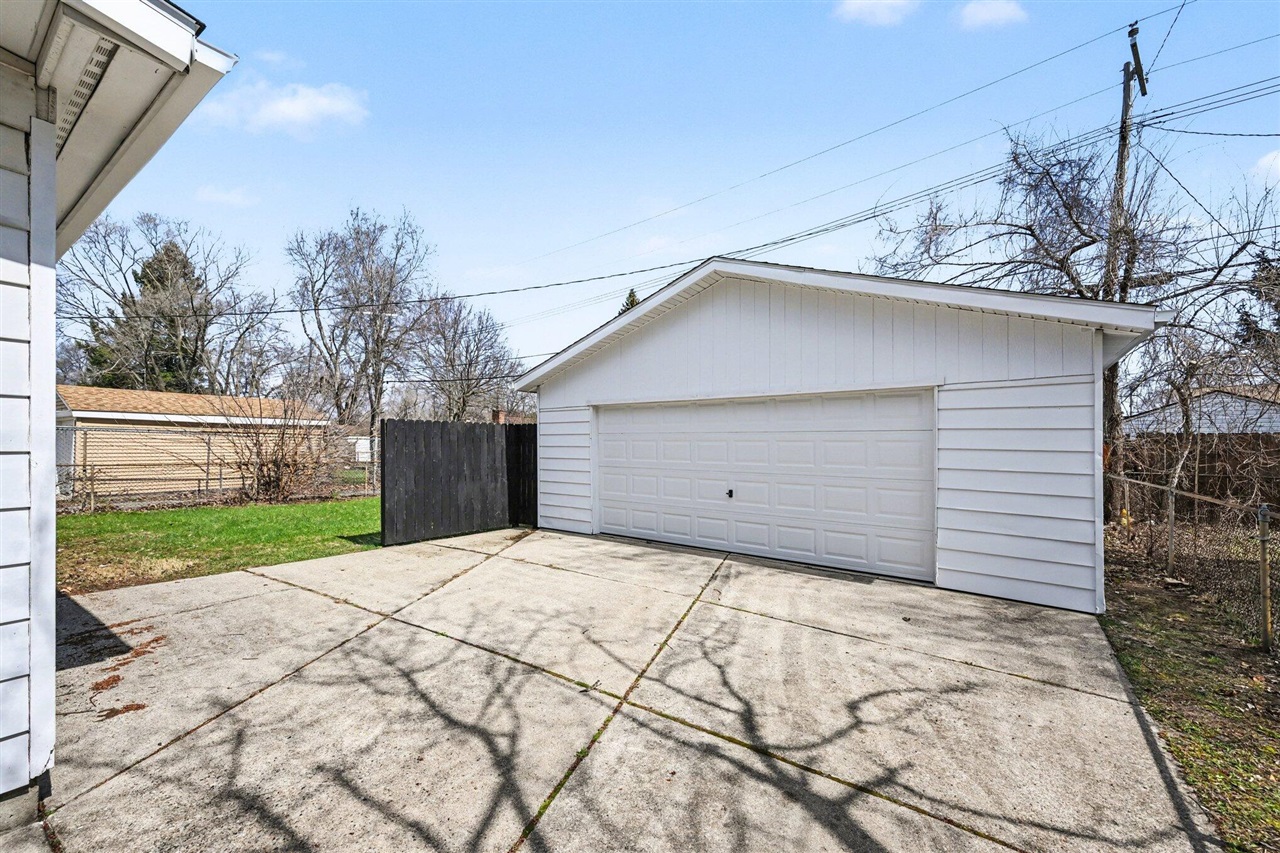 1140 Redleaf Lane, Ypsilanti, MI, 48198-3153