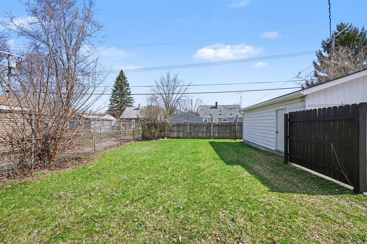 1140 Redleaf Lane, Ypsilanti, MI, 48198-3153