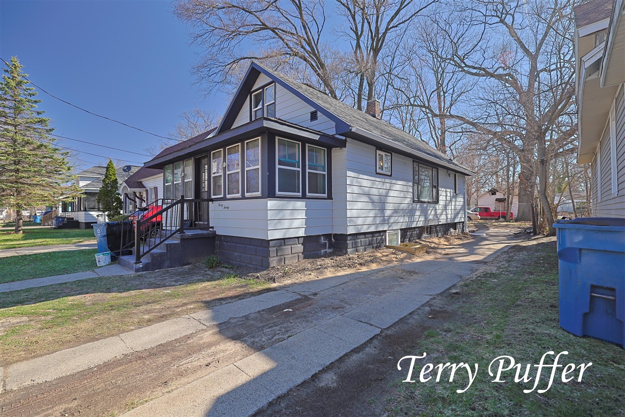 3020 Highland Street, Muskegon, MI, 49444-2813