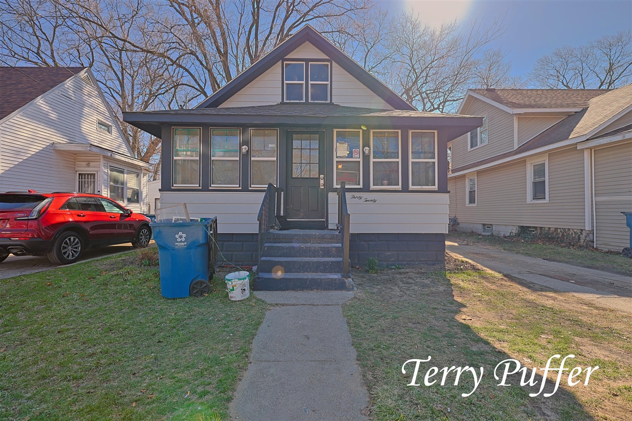 3020 Highland Street, Muskegon, MI, 49444-2813