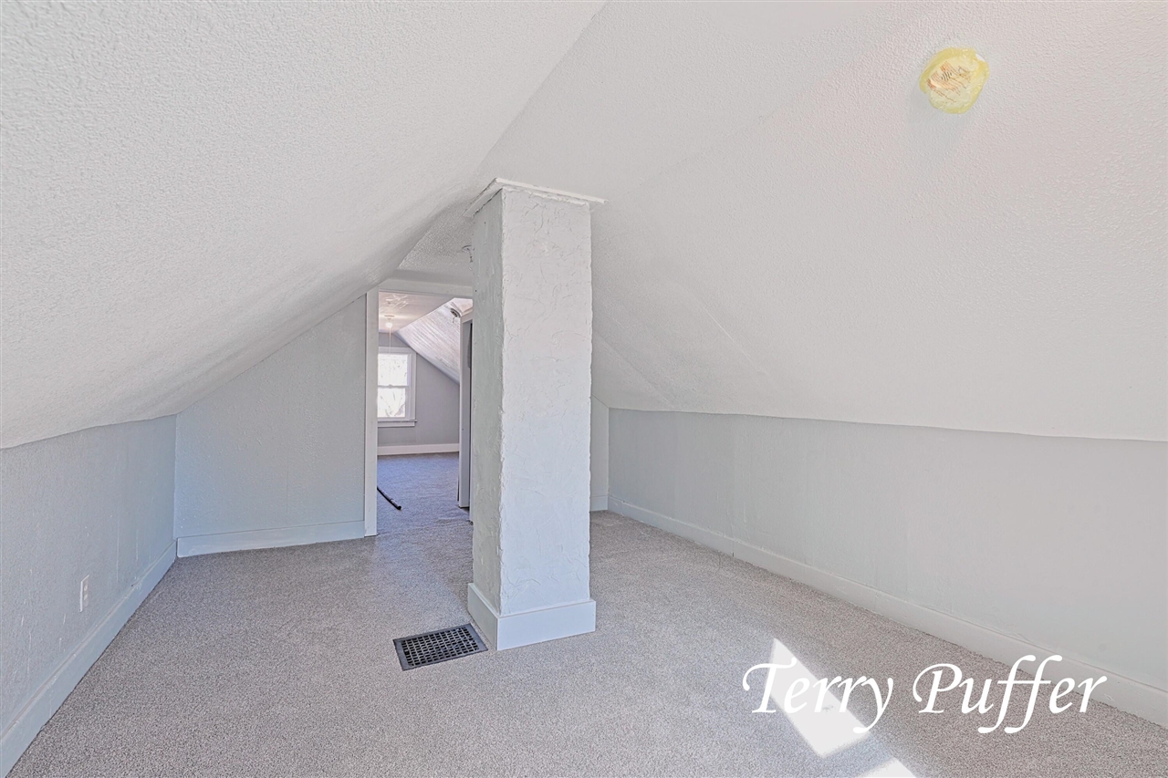 3020 Highland Street, Muskegon, MI, 49444-2813