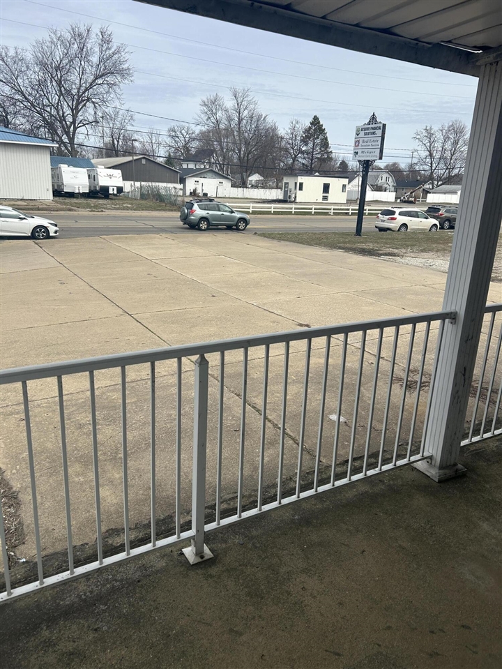 439 W Columbia Avenue, Battle Creek, MI, 49015-3398