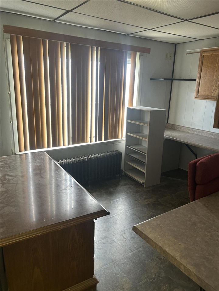 439 W Columbia Avenue, Battle Creek, MI, 49015-3398