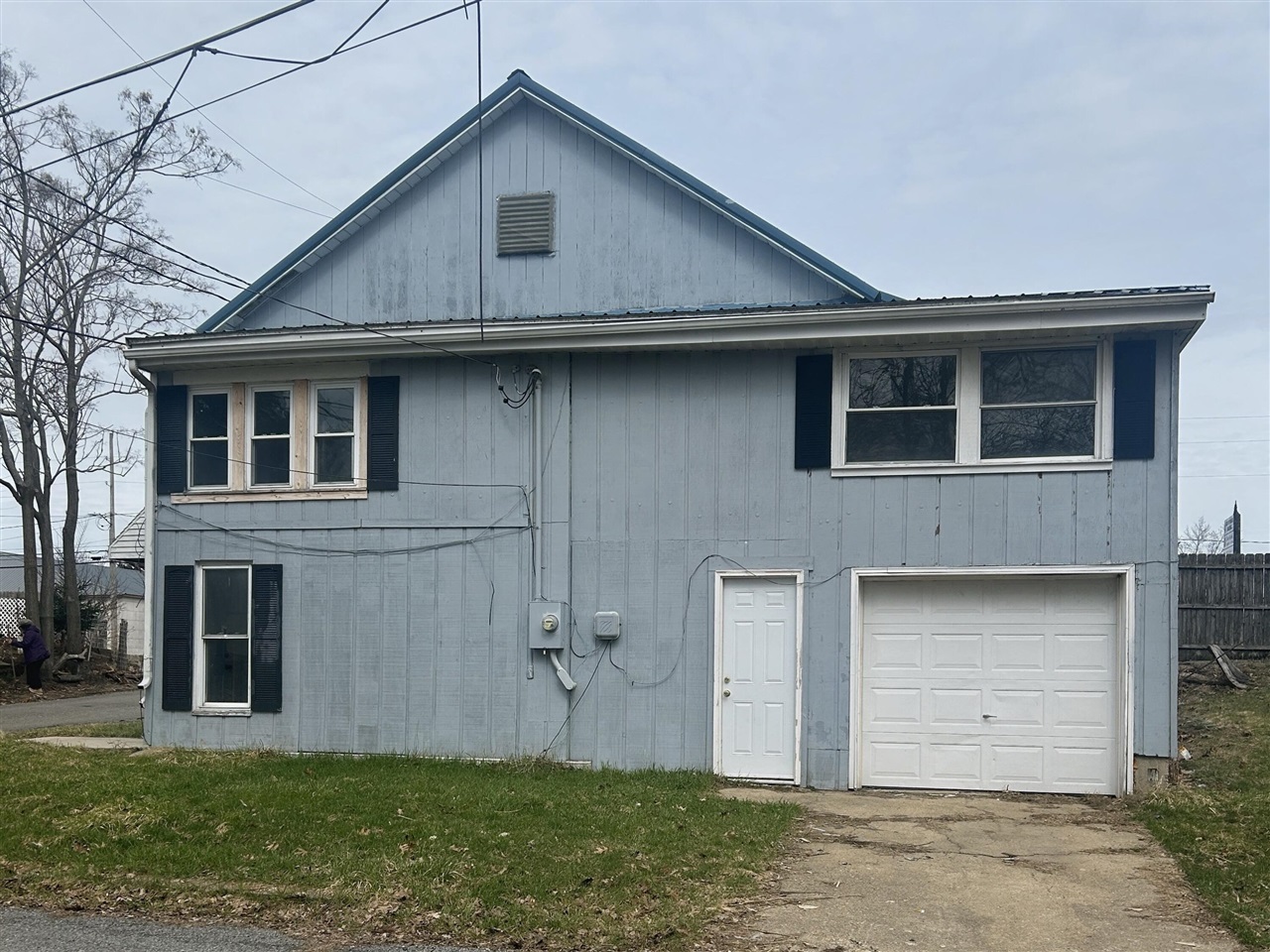 439 W Columbia Avenue, Battle Creek, MI, 49015-3398