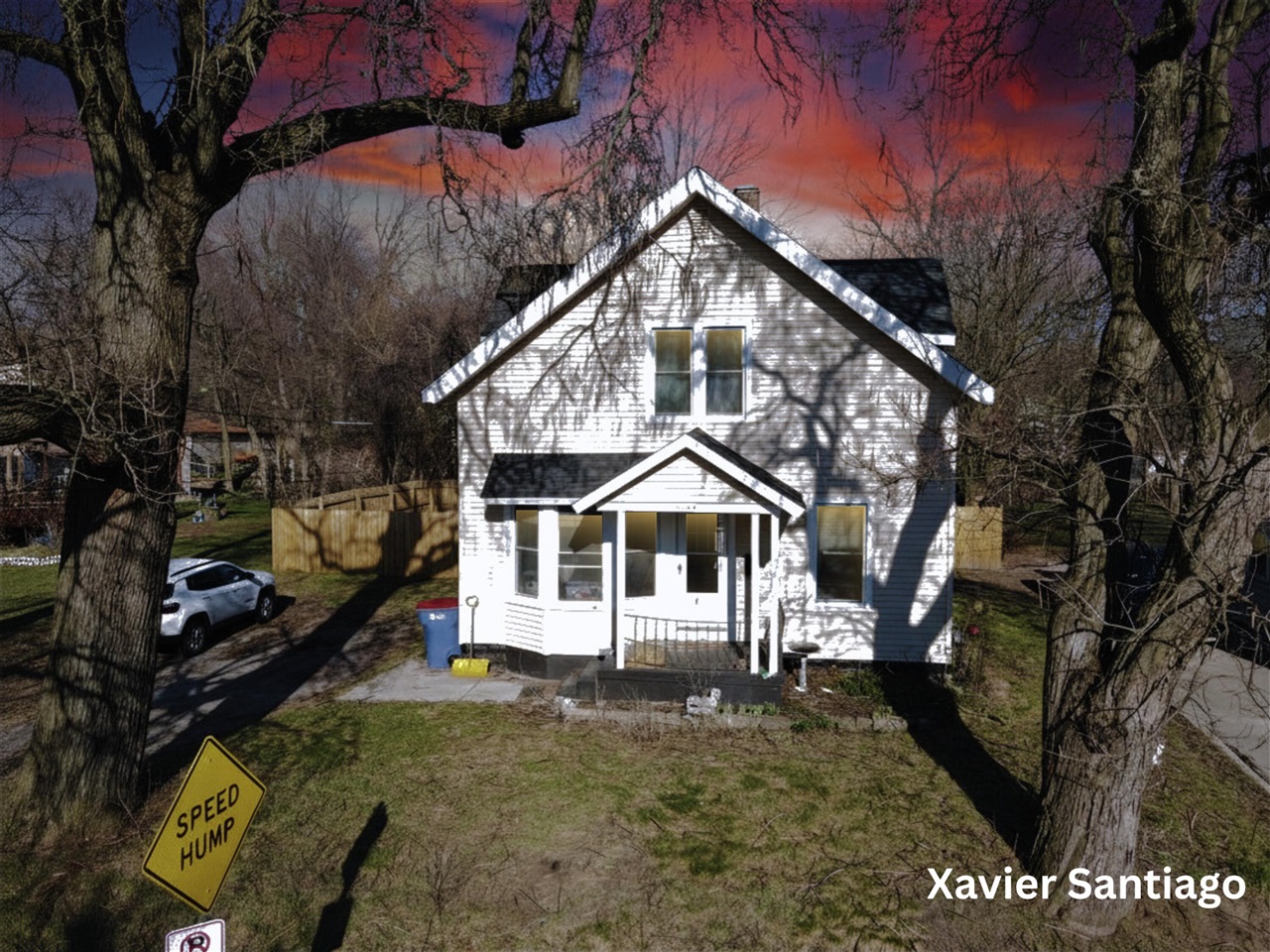 1st image of 1128 Emerald Ave, Grand Rapids, MI 49503 | MLS# 70524293