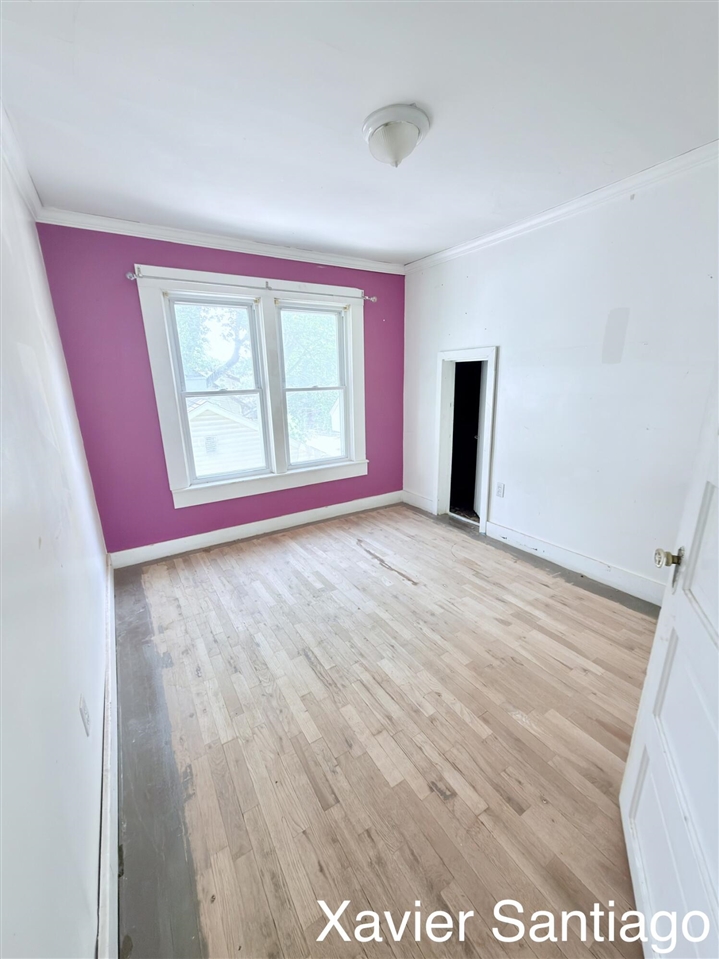 35th image of 1128 Emerald Ave, Grand Rapids, MI 49503 | MLS# 70524293