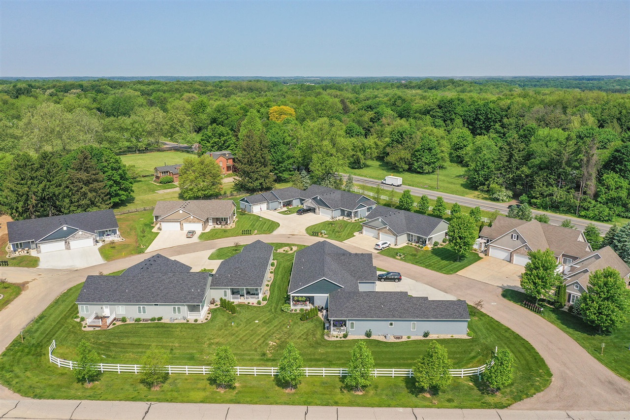 137 Lexington Pointe Drive UNIT&nbsp;7, Niles, MI, 49120-7908