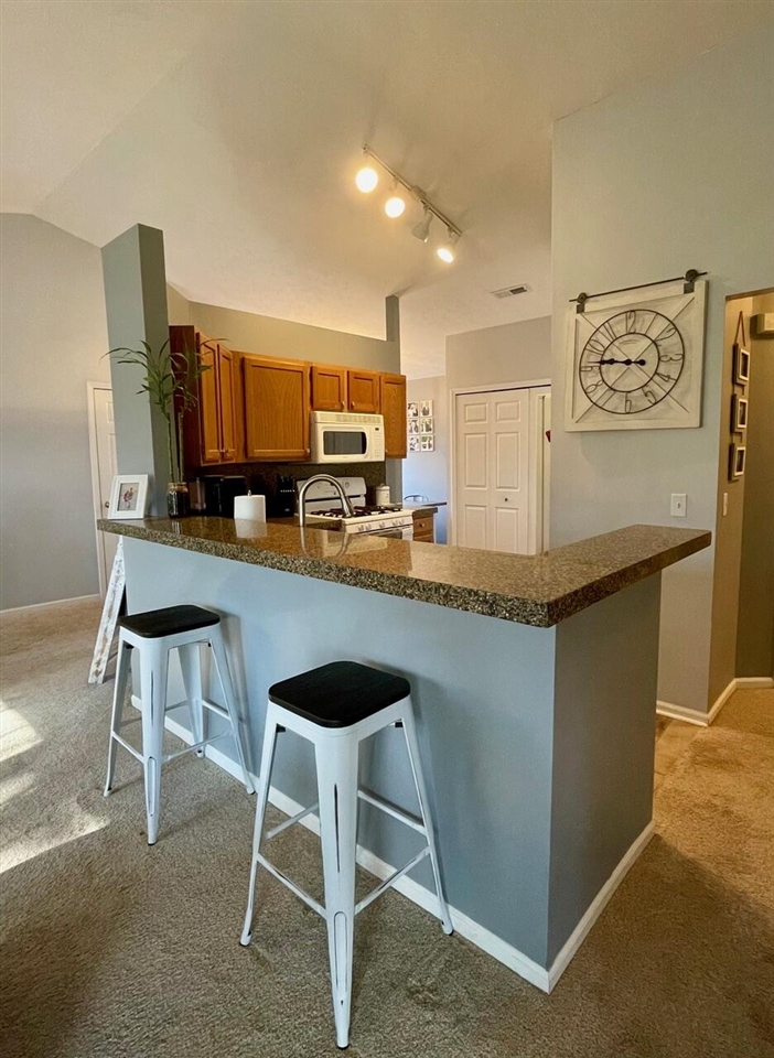 169 Hunters Lane UNIT&nbsp;46, Rockford, MI, 49341-1356