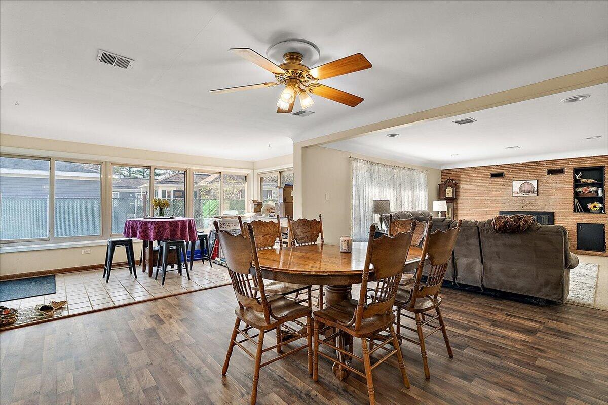 724 Columbia Avenue, Holland, MI, 49423-5152