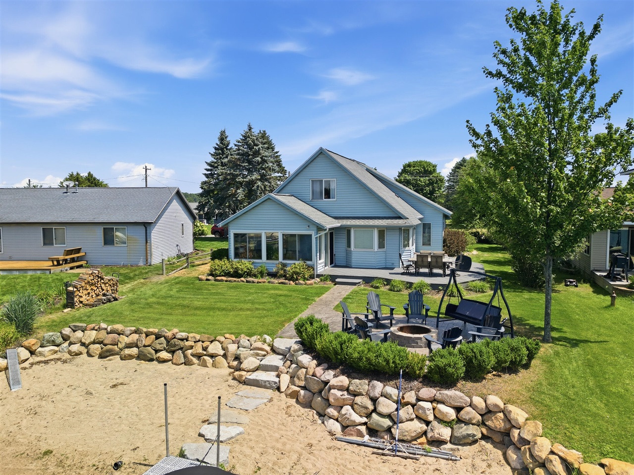 1st image of 7201 Holiday Dr, Stanwood, MI 49346 | MLS# 70524392