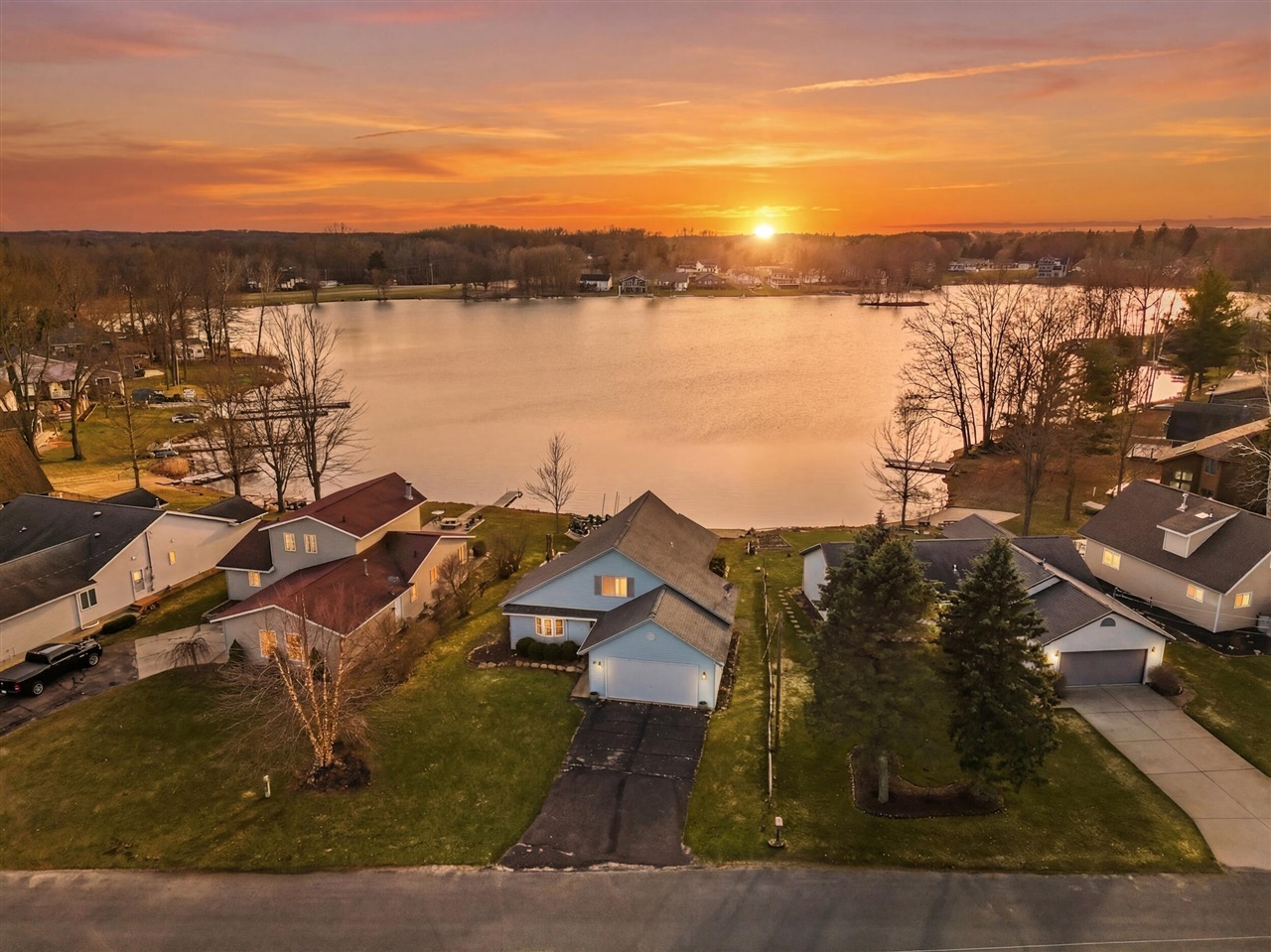 7201 Holiday Drive, Canadian Lakes, MI, 49346-8895