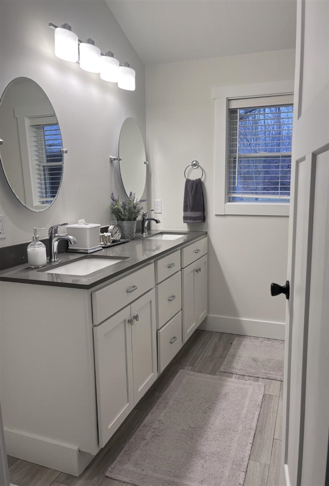 1059 Cumberland Avenue, Lowell, MI, 49331-9819