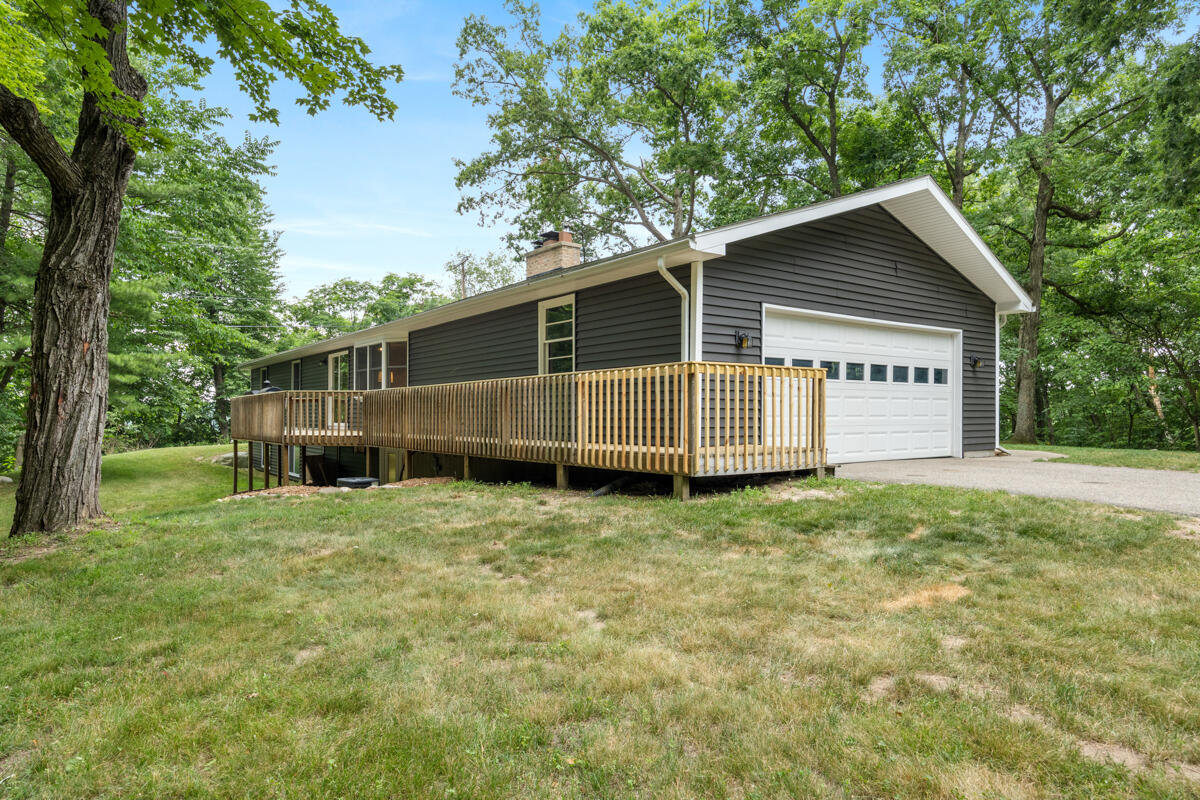 1059 Cumberland Avenue, Lowell, MI, 49331-9819