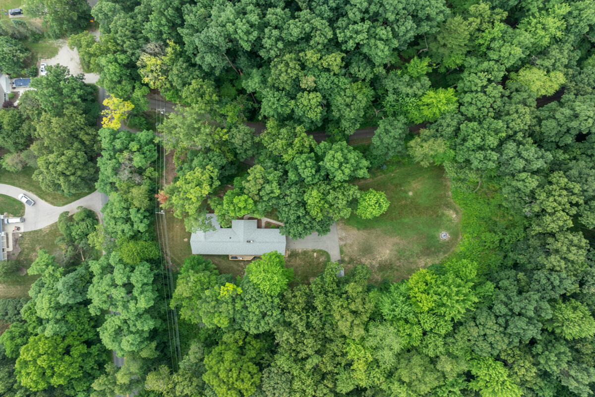 1059 Cumberland Avenue, Lowell, MI, 49331-9819