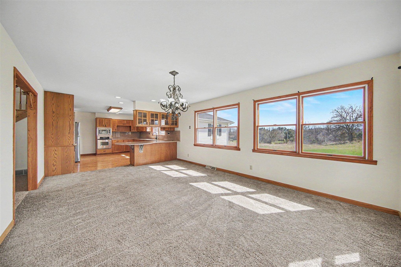 4001 Hoyer Road, Jackson, MI, 49201-8374