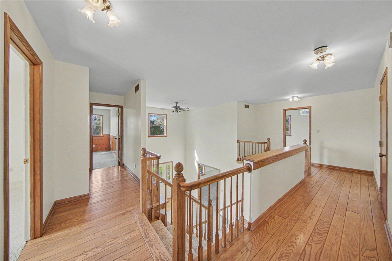 4001 Hoyer Road, Jackson, MI, 49201-8374