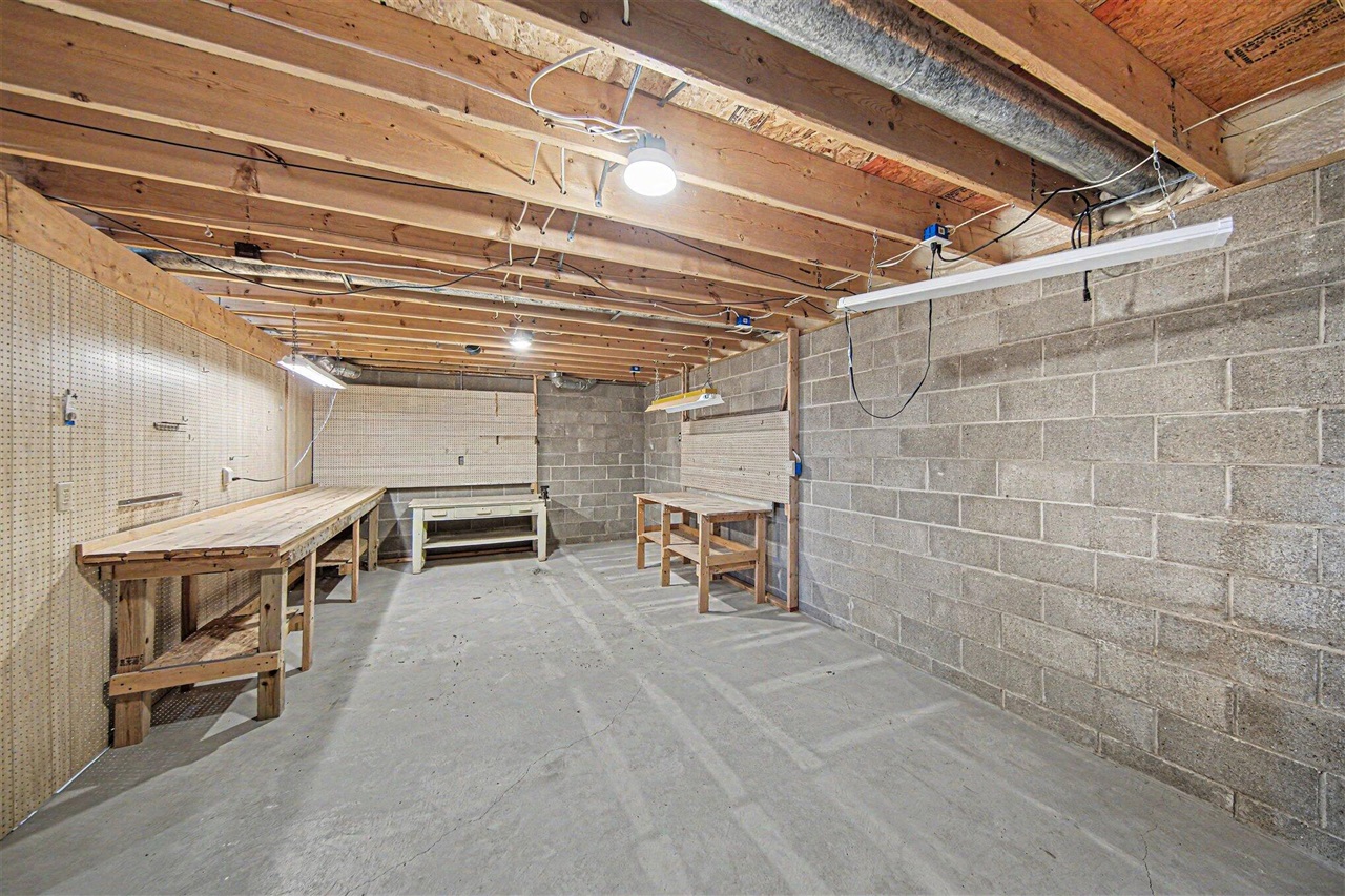 4001 Hoyer Road, Jackson, MI, 49201-8374