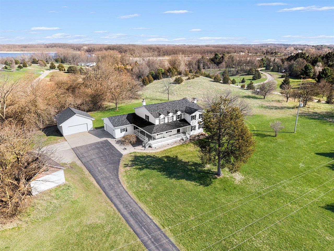 4001 Hoyer Road, Jackson, MI, 49201-8374