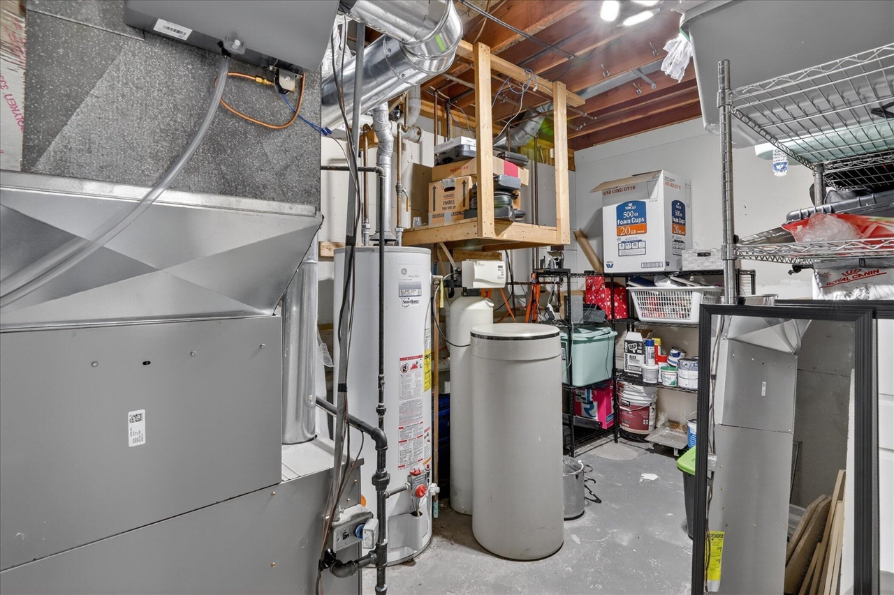 15001 Jimmy Drive, Vicksburg, MI, 49097-9741