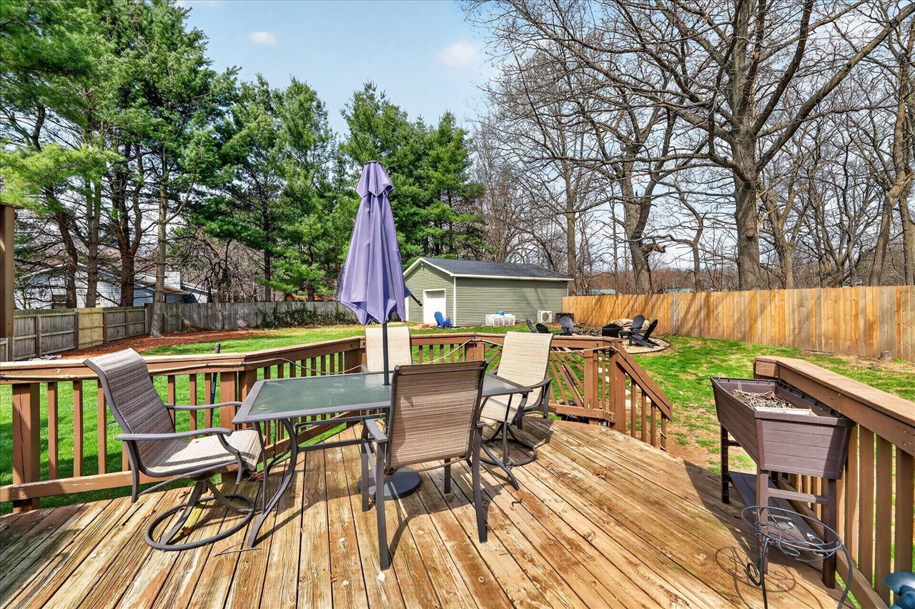 15001 Jimmy Drive, Vicksburg, MI, 49097-9741