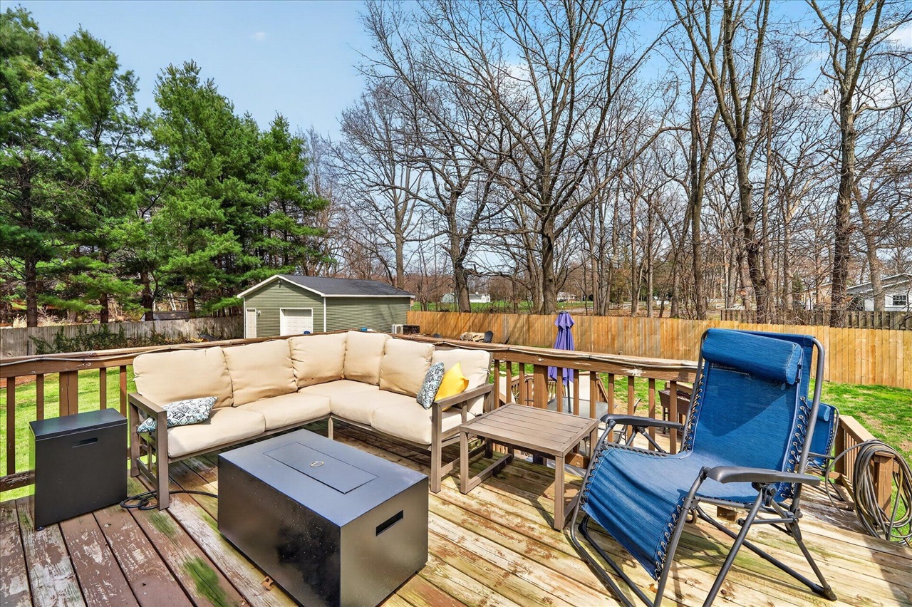 15001 Jimmy Drive, Vicksburg, MI, 49097-9741