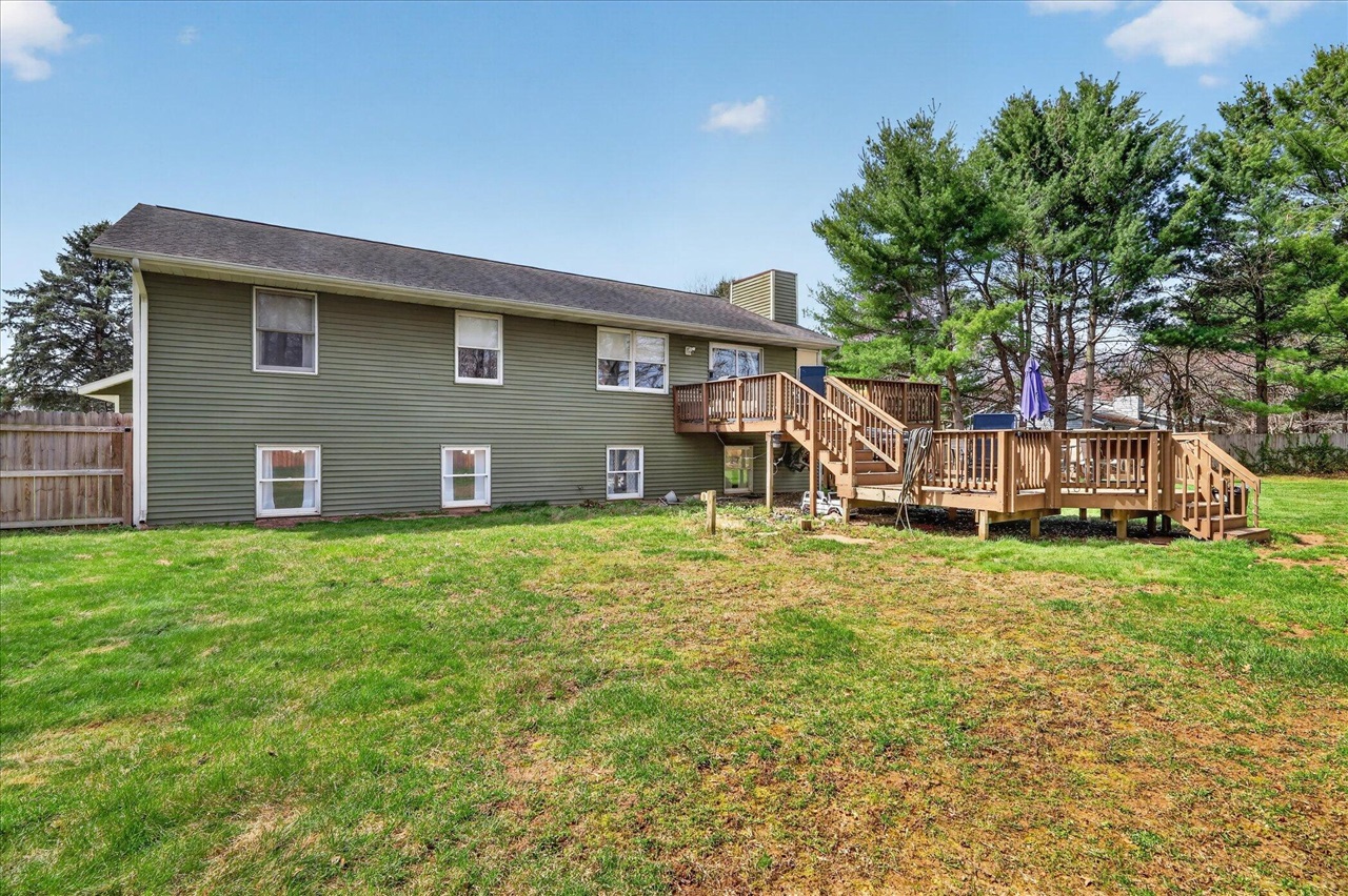 15001 Jimmy Drive, Vicksburg, MI, 49097-9741