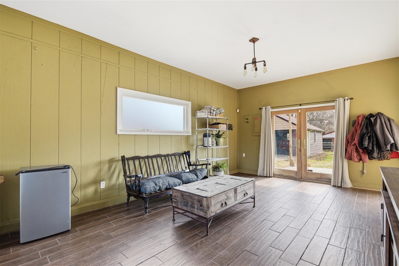 58765 Travis Road, New Hudson, MI, 48165-9578