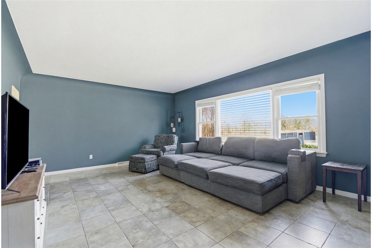 58765 Travis Road, New Hudson, MI, 48165-9578