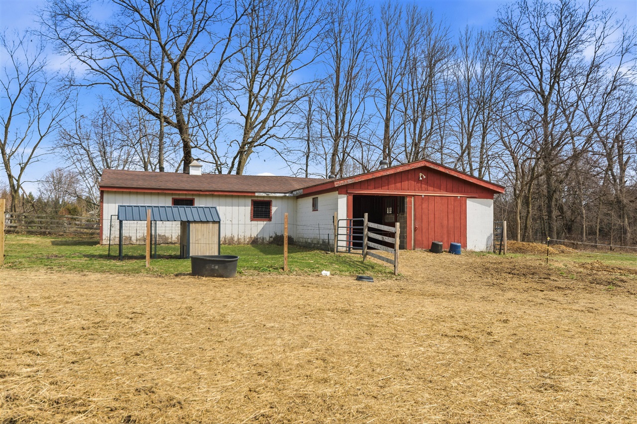 58765 Travis Road, New Hudson, MI, 48165-9578