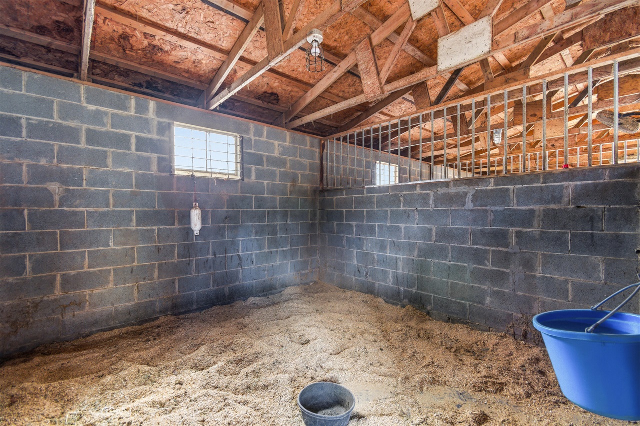 58765 Travis Road, New Hudson, MI, 48165-9578