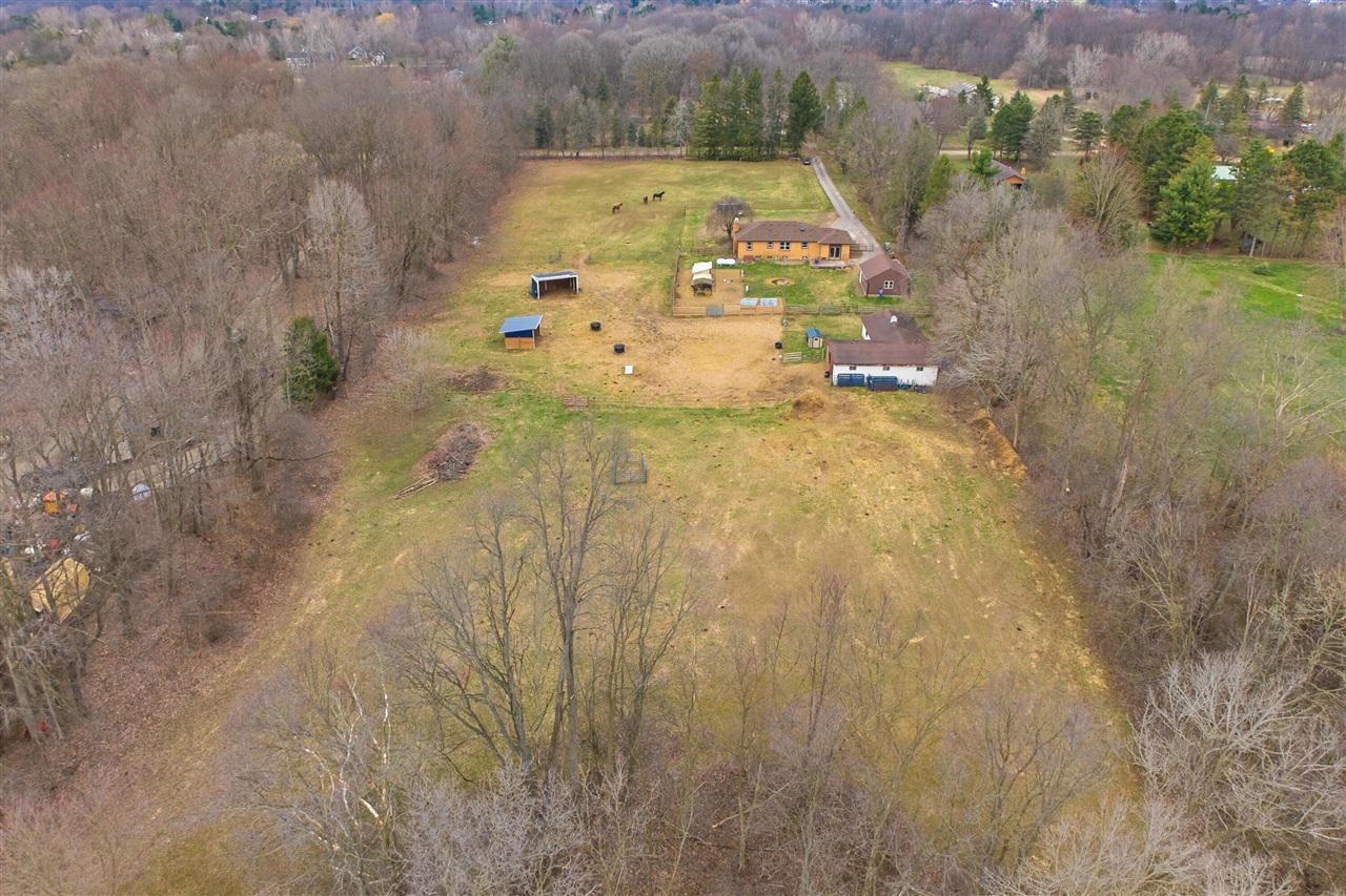 58765 Travis Road, New Hudson, MI, 48165-9578