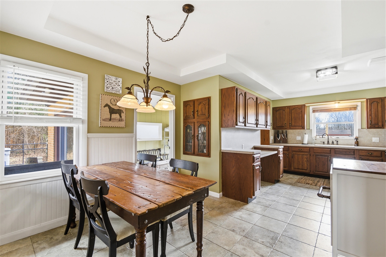 58765 Travis Road, New Hudson, MI, 48165-9578