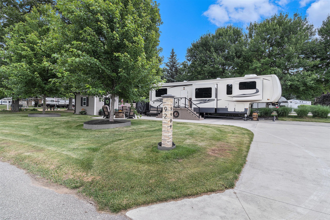 Photo 1 of Sale Pending at 9909 S Paradise Cir, Baldwin, MI 49304 | MLS# 70524430 | Listing updated on 2026-09-14
