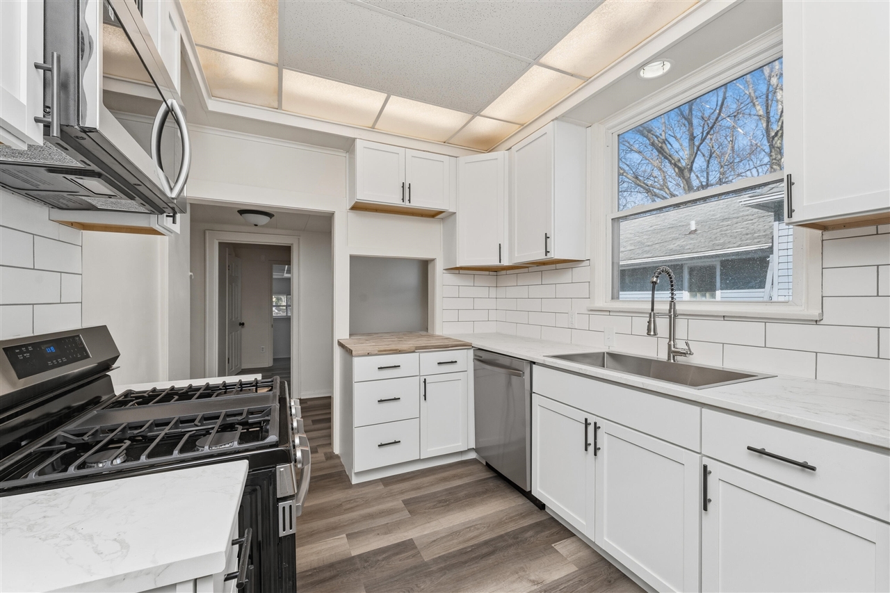 758 Pearl Street, Benton Harbor, MI, 49022-4984