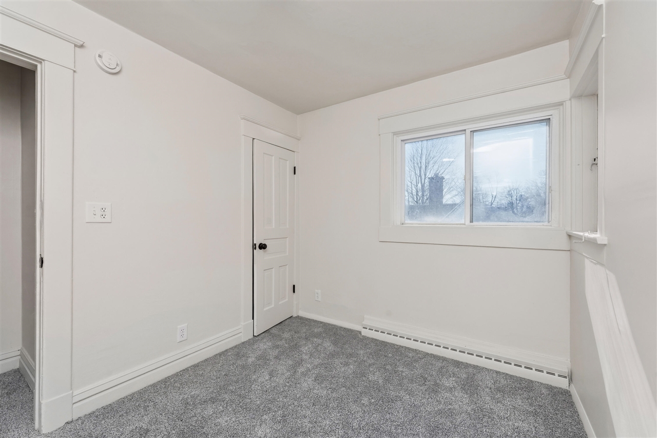 758 Pearl Street, Benton Harbor, MI, 49022-4984