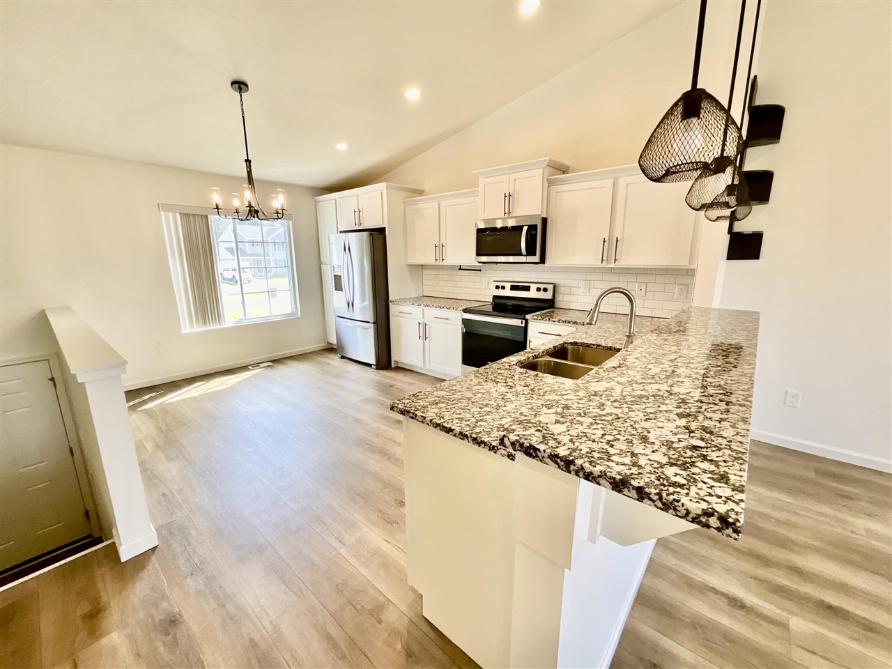 5147 Lake Pines Court, Vicksburg, MI, 49097