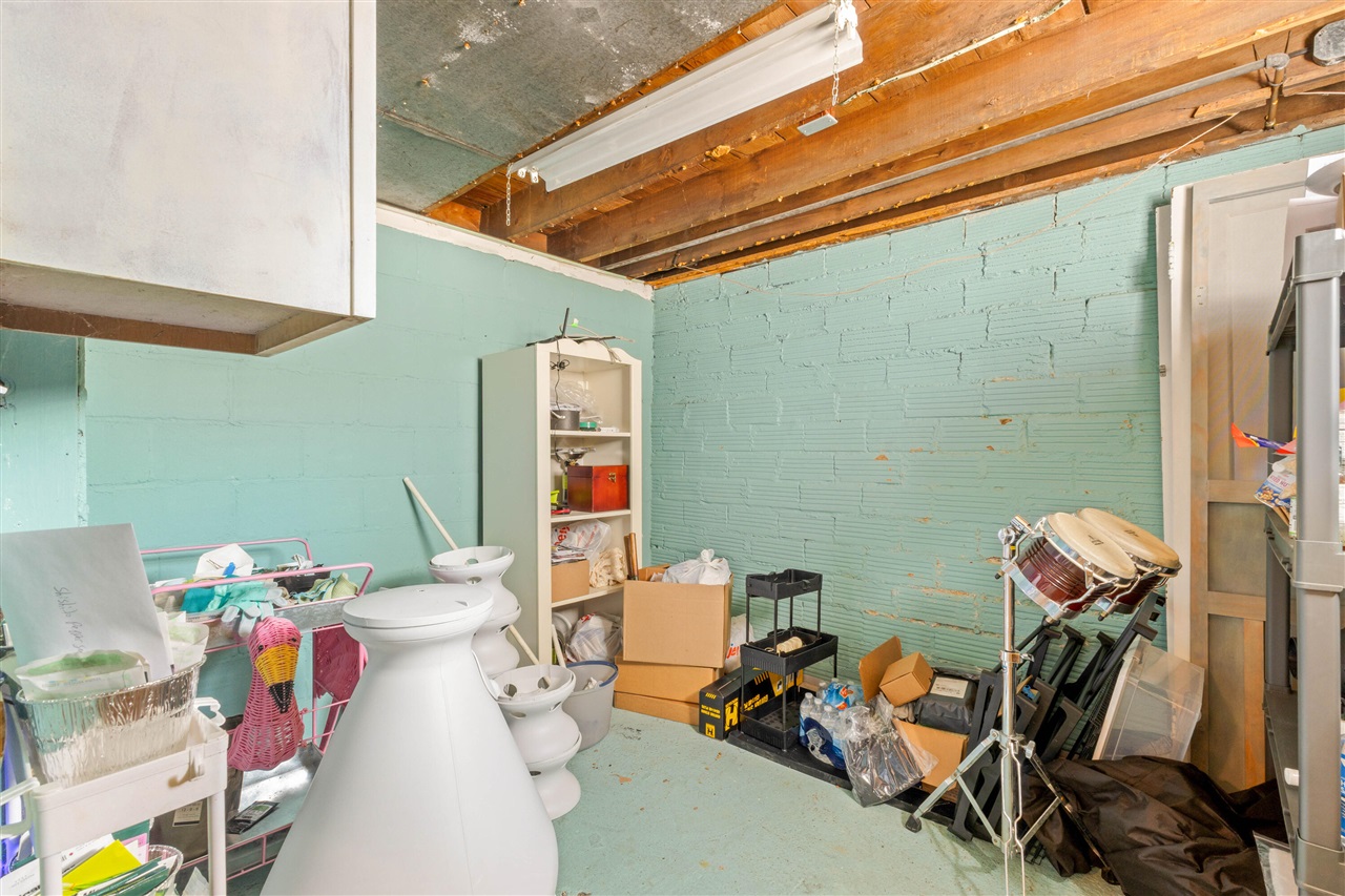 1331 Pennoyer Avenue, Grand Haven, MI, 49417