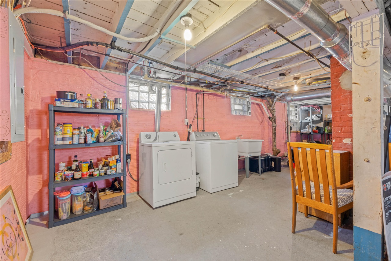 1331 Pennoyer Avenue, Grand Haven, MI, 49417