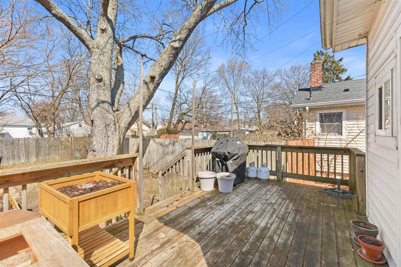 1331 Pennoyer Avenue, Grand Haven, MI, 49417
