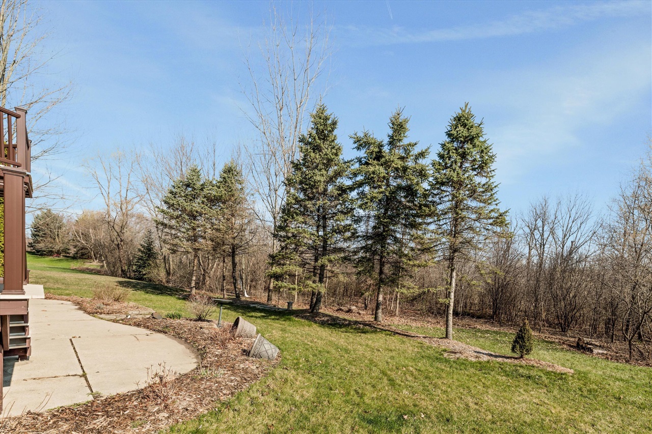 10153 E Avondale Circle, Ypsilanti, MI, 48198-3283