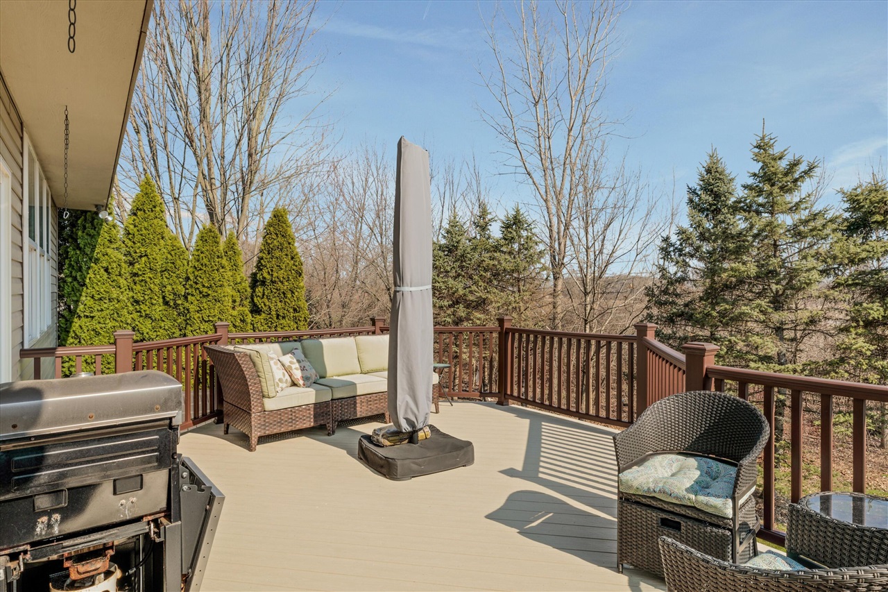 10153 E Avondale Circle, Ypsilanti, MI, 48198-3283