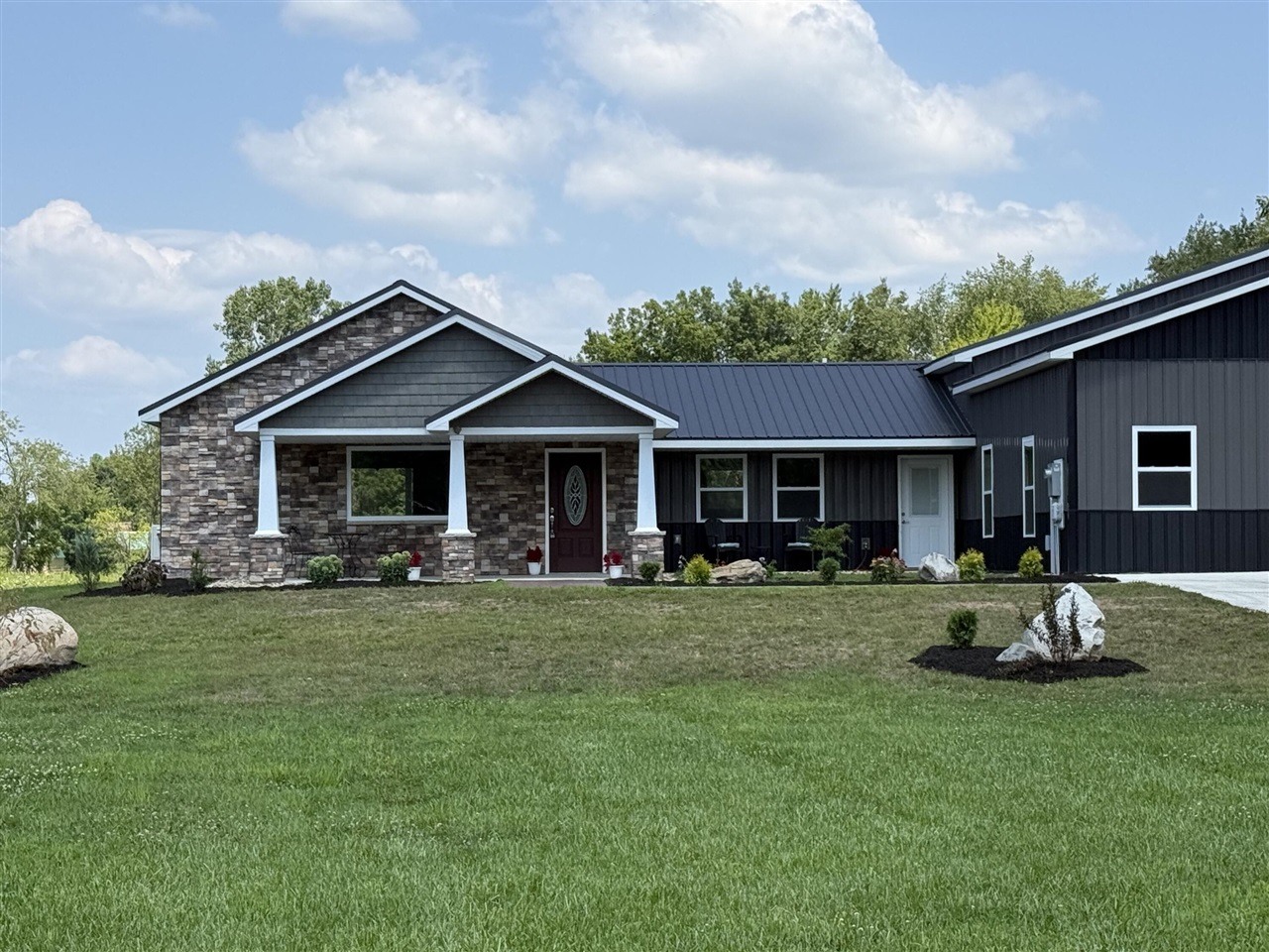 2nd image of 4794 Keith Rd, Hillsdale, MI 49242 | MLS# 70524469