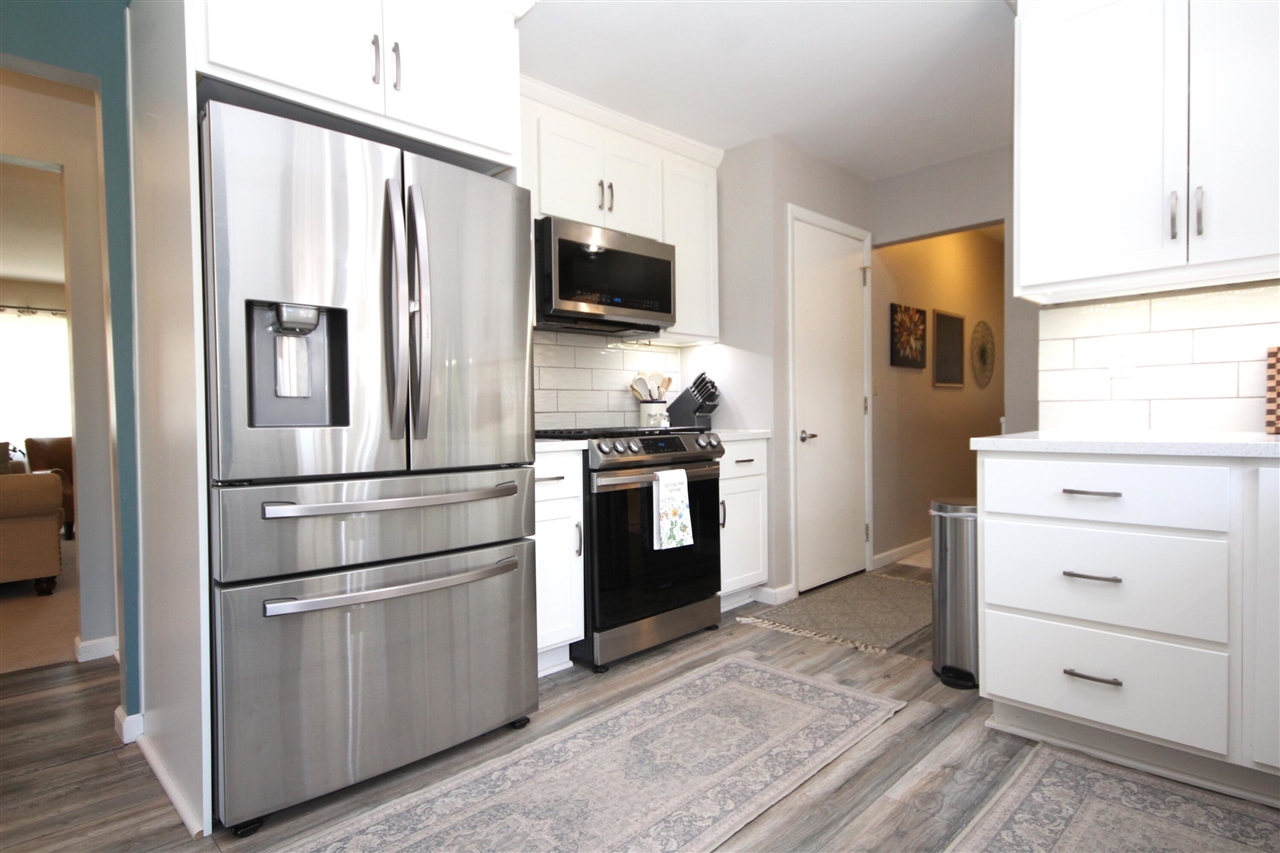 12345 S Sprinkle Road, Vicksburg, MI, 49097