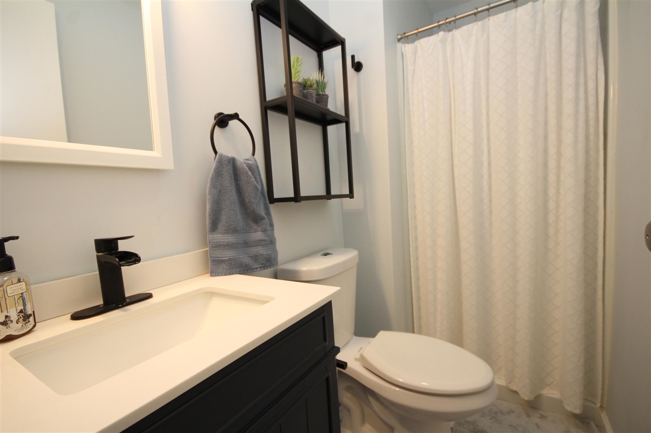 12345 S Sprinkle Road, Vicksburg, MI, 49097